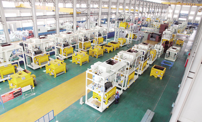 方圆集团成套设备全力冲刺年终目标 机械设备销售势头强劲